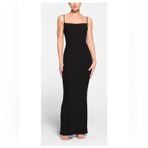 29. Skims Soft Lounge Long Slip Dress onyx nwt 🖤